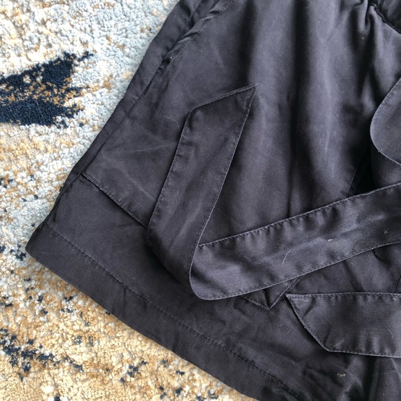 Dex black paper bag fabric shorts - Picture 10 of 13